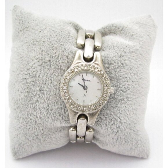 Women Fossil f2 Quartz WR Analog 24mm Dial Causal Round Watch (G467) - Picture 1 of 10